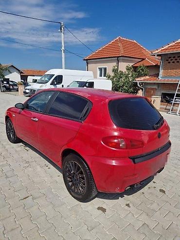 la linea slike: Alfa Romeo 147 RESTYLING DELOVI. Alfa Romeo 147 RESTYLING DELOVI — 9