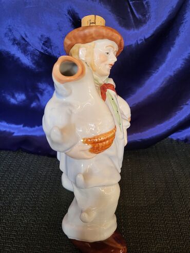 Čaše: Flasa nova za pice 1951 do 1974god. Lippelsdorf porcelan Istocna — 13