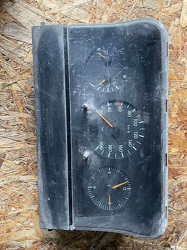 Щитки приборов: Щиток приборов Volkswagen 1994 г., Б/у, Оригинал — 17