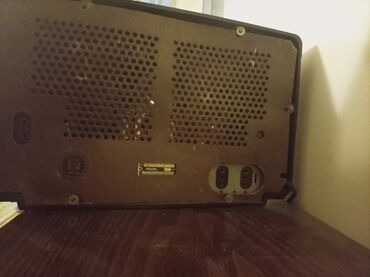 Stari uređaji: Philips vintage radio aparat – cevi/lampe - Klasik stolni radio sa — 2