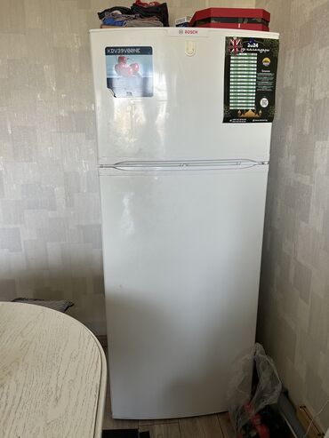 встраиваемый холодильник bosch: Холодильник Bosch, Б/у, Двухкамерный, No frost, 70 * 180 * 70