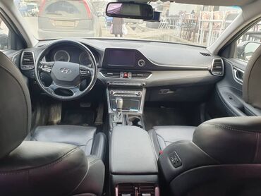 Транспорт: Hyundai Grandeur: 2017 г., 3 л, Автомат, Бензин, Седан