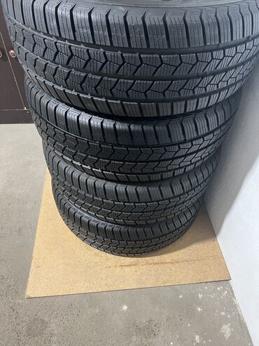 Шины: Продаю шины 235/65 R-16 С 10 слойная Китайская резина Линг-Лонг