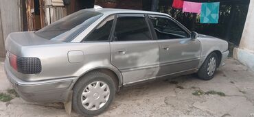 авто до 100000: Audi 80: 1993 г., 2 л, Механика, Бензин, Седан