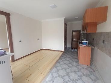 savxoz ramani: Yeni ramanida 90 nomreli məktəbə yaxin /Kiraye verilir: 1 otaqlı — 1
