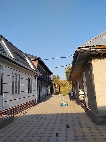 Тумбы и подставки: Квартира берилет толет душ бар килем бар — 6