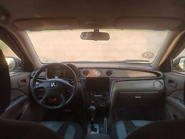 Avtomobil satışı: Mitsubishi Outlander, ağ rəng, 5 qapılı krossover/SUV. Xarici: - Ağ — 1