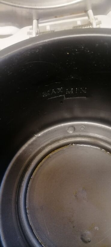 Kaloriferi: Friteza Bono manja kao nova je.
Dobra
 Mirjevo — 4