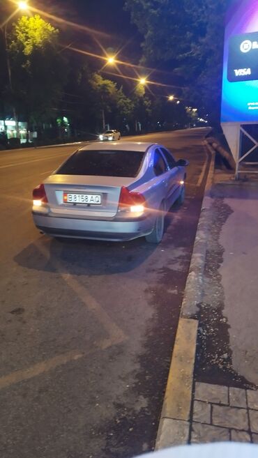 легковой авто: Volvo XC60: 2003 г., 2.4 л, Автомат, Бензин, Седан