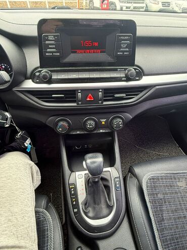 Kia: Kia K3: 2019 г., 1.6 л, Бензин, Седан — 8