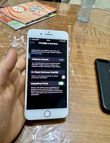 ipod touch 8: IPhone 8 Plus, 64 GB, Qızılı, Barmaq izi — 4