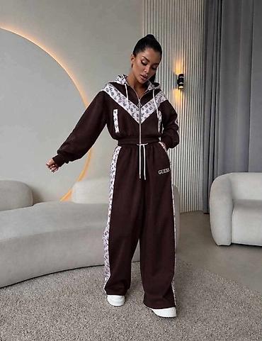 trenerke kompleti muski: Guess trenerka
s, m, l
6500 — 3