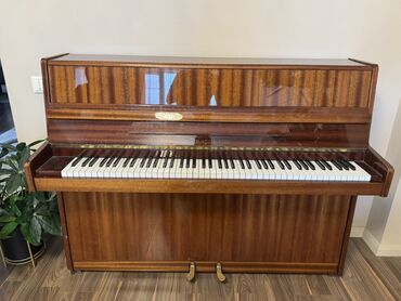 цифровое фортепиано: Фортепиано Zimmermann (пианино, вертикальное) в отличном состоянии. -