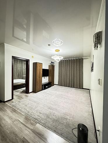 3 комнаты, 73 м², Нижний Джал (Джал-23) Индивидуалка, 18 этаж, Дизайнерский ремонт