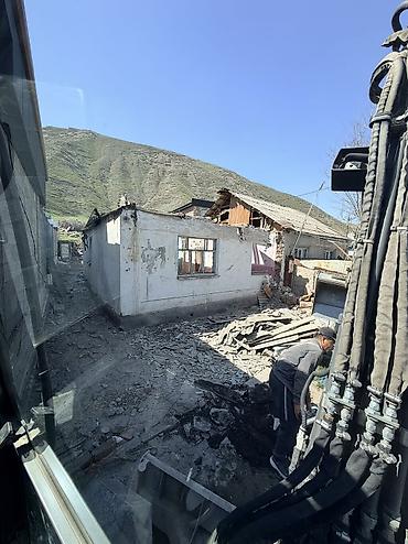 Услуги экскаватора: Экскаватор | Выкорчевывание пней, Траншеи, Котлованы — 5