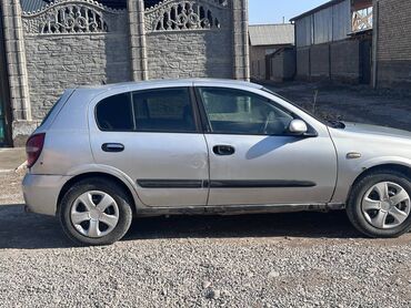 Nissan: Nissan Almera: 2000 г., 1.5 л, Механика, Бензин, Хэтчбэк