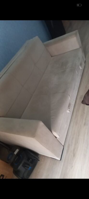 ev üçün divanlar: Divan, İşlənmiş, Açılan, Çatdırılma yoxdur