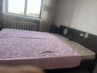 двух яросный крават: Двуспальная кровать с мягким изголовьем и двумя матрасами. - Размер — 6