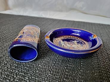 Ostali antikviteti: Grcki set,pepeljara,drzac za upaljac 1950g+. Set grcki,24k — 9