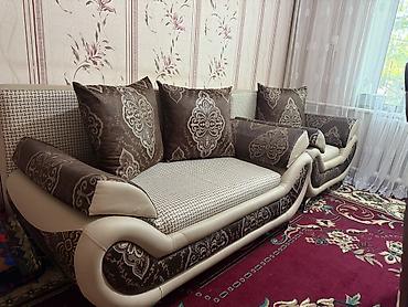 Мебельные гарнитуры: Комплект мягкой мебели, Б/у, Самовывоз, цвет - Бежевый — 1