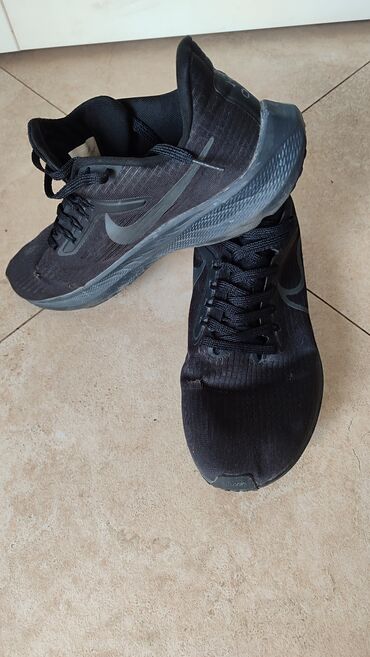 парка женская с мехом бишкек: Мужские кроссовки, 44, Nike, Б/у, цвет - Черный, Самовывоз, Бесплатная доставка, Платная доставка
