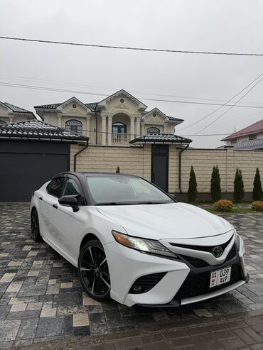 машина kg бишкек тойота: Toyota Camry: 2019 г., 2.5 л, Автомат, Бензин, Седан