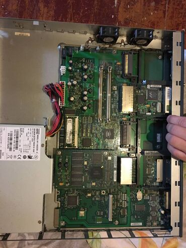 Modemlər və şəbəkə avadanlıqları: Cisco 2801 Inteqrasiya olunmuş xidmətlər maşrutizatoru. VPN üçün — 7