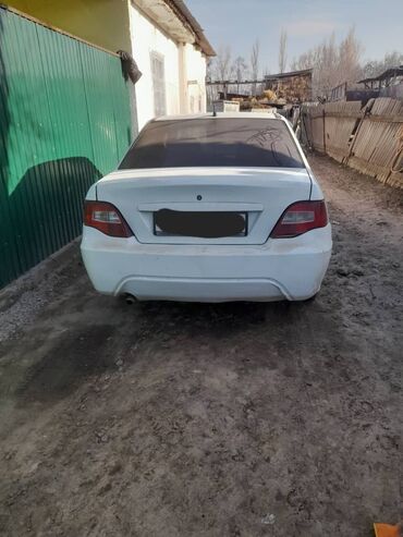 Daewoo: Daewoo Nexia: 2011 г., 1.5 л, Механика, Бензин, Седан