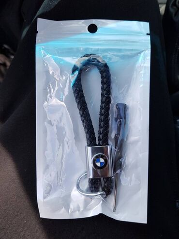 Auto oprema: Privesci za ključeve Novi privesci za ključeve automobila. Komad na lalafo.rs — 1 Auto oprema: Privesci za ključeve Novi privesci za ključeve automobila. Komad — 1