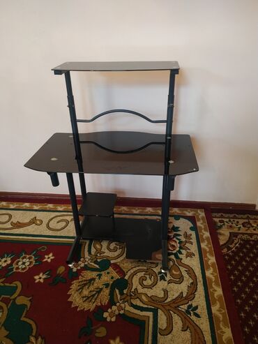 столик стеклянный: Стол, цвет - Черный