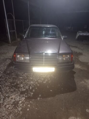 mersedes cl: Mercedes-Benz CL 220: 2 l | 1993 il Krossover
