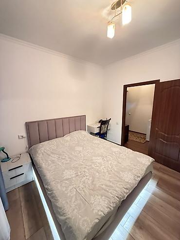 Продажа квартир: 1 комната, 66 м², 6 мкр 105 серия, 8 этаж, Евроремонт — 10