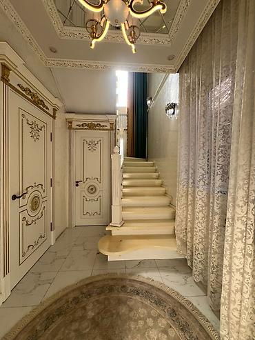 Продажа коттеджей и домов: 🏡 Сатылат | Кожонкул айылы Капиталдык эки кабаттуу үй, 200 м². Жер — 15