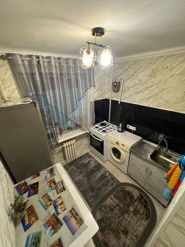 Продажа квартир: 2 комнаты, 42 м², Хрущевка, 2 этаж