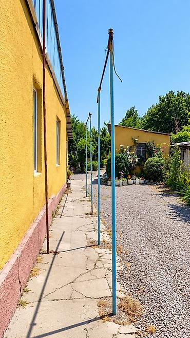 дом бишкека: ПРОДАЁТСЯ ДОМ В БИШКЕКЕ 📍 Свердловский район, ул. Пархоменко (10 — 2