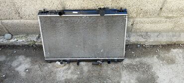маслянные радиаторы: Продаю Радиатор на Toyota Cаmri . Обьём 2,4. 2001-06 . Оригинал из
