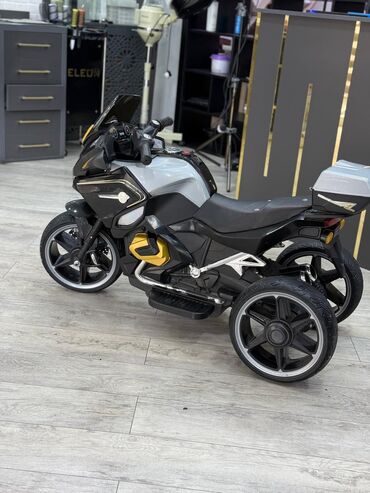 cybex ikinci el: Ussq motosikleti 320 azn yeni kimidi alan ozu gorecek 1 2 defe usaq