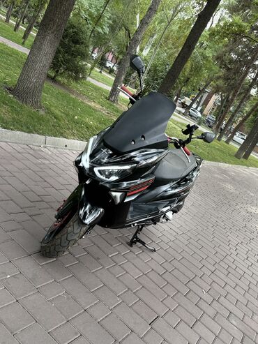 продажа мотороллеров: Скутер 150 куб. см, Бензин, Б/у