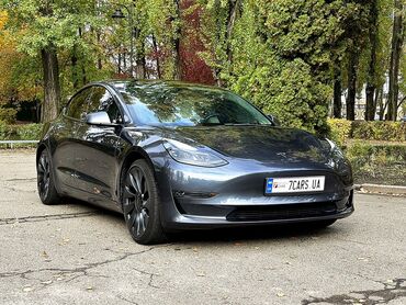 Tesla: Tesla model 3 с доставкой до Бишкека 25000$