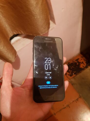 samsung a3 2017: Samsung Galaxy A3 2017, 16 GB, rəng - Qara, İki sim kartlı