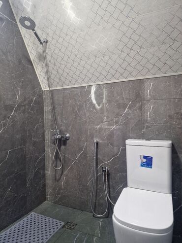 Günlük kirayə evlər: 40 kv. m, 2 otaqlı, İnternet, Qaz, İşıq — 25