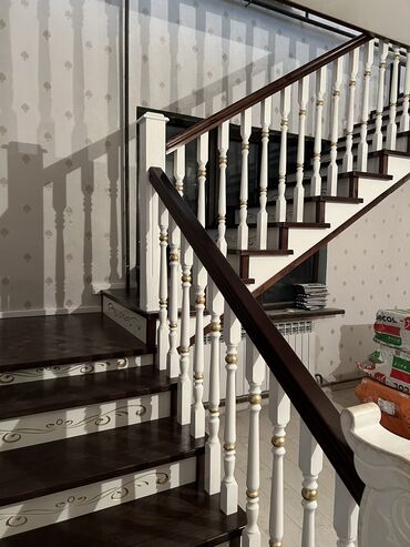 Деревянные лестницы: Лестницы на заказ. Матиралы Сосна Каражыгач Дуб Фанер с шпоном и без at lalafo.kg — 7 Деревянные лестницы: Лестницы на заказ. Матиралы Сосна Каражыгач Дуб Фанер с шпоном и без — 7