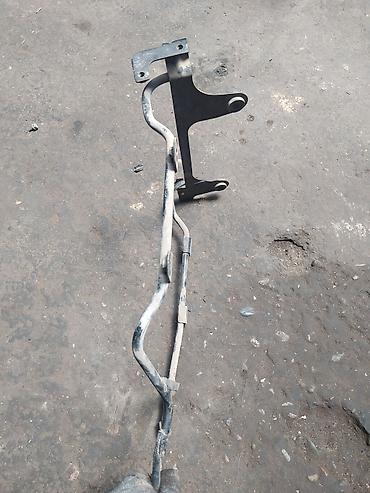 down pipe: Mitsubishi Delica 4M40 крепление интеркулера, Мицубиси Делика 4М40 — 2