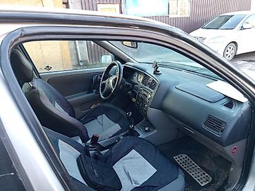 Nissan: Nissan Primera: 2001 г., 1.8 л, Механика, Бензин, Хэтчбэк — 10