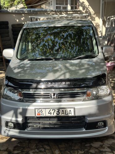 внедорожник авто: Honda Stepwgn: 2003 г., 2 л, Автомат, Газ, Вэн/Минивэн