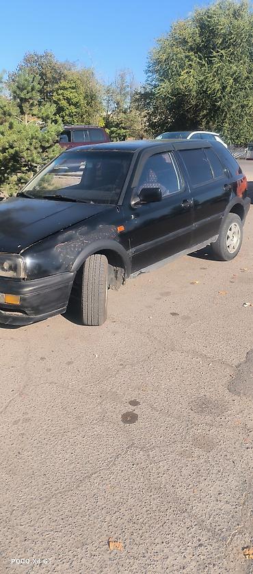титан на голф: Volkswagen Golf: 1992 г., 1.8 л, Механика, Бензин, Хэтчбэк — 1