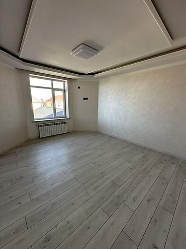 Продажа коттеджей и домов: 5 и более комнат, 250 м², 4 соток, Бишкек, Рухий Мурас ж/м Агентство недвижимости at lalafo.kg — 17 Продажа коттеджей и домов: 5 и более комнат, 250 м², 4 соток, Бишкек, Рухий Мурас ж/м Агентство недвижимости — 17