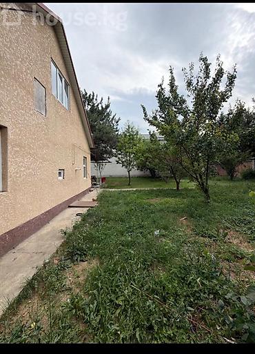6: Продаётся частный дом с участком и капитальным ограждением. (Цена — 10