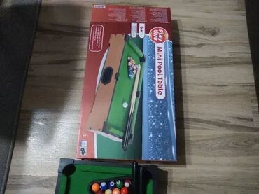 Stoni sportovi: 1. Mini bilijar 2. Mini fliper Slanje Brzom postom ide na odgovornost — 6