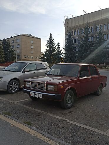 капот на одисей: ВАЗ (ЛАДА) 2107: 2004 г., Седан